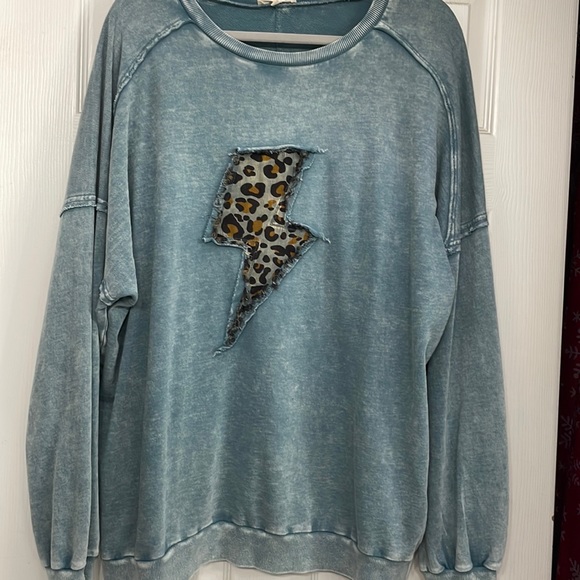 easel Tops New Easel Leopard Distressed Lightning Bolt Sweatshirt